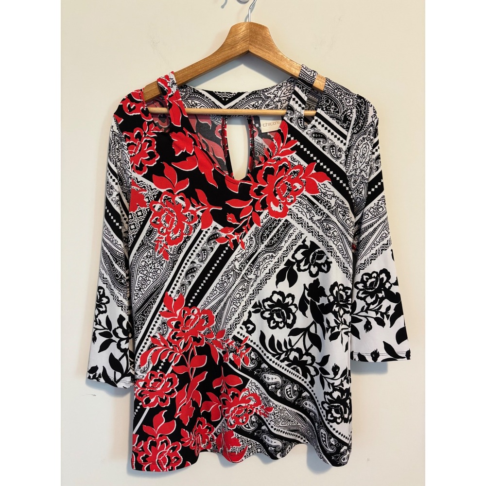 Chicos Red Black White Floral Paisley Shoulder Cut Out Top Size 0 Small